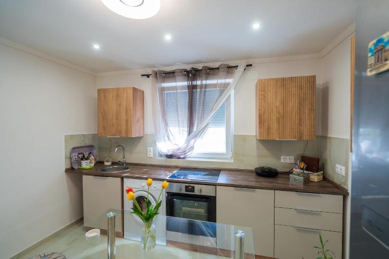 Non stop apartman 1 - B&B Kaposvár