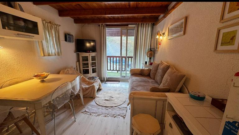 Duplex face aux pistes La Foux d'Allos - Bed and Breakfast Allos