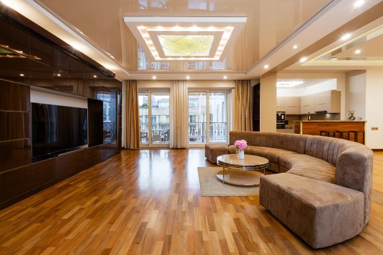 Northern Avenue, 2 bedrooms Luxury & GRAND apartment nearby La Piazza caffe HH555 - B&B Jerevan