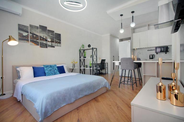 City, location Metro, Arbat - Ferienwohnung Almaty