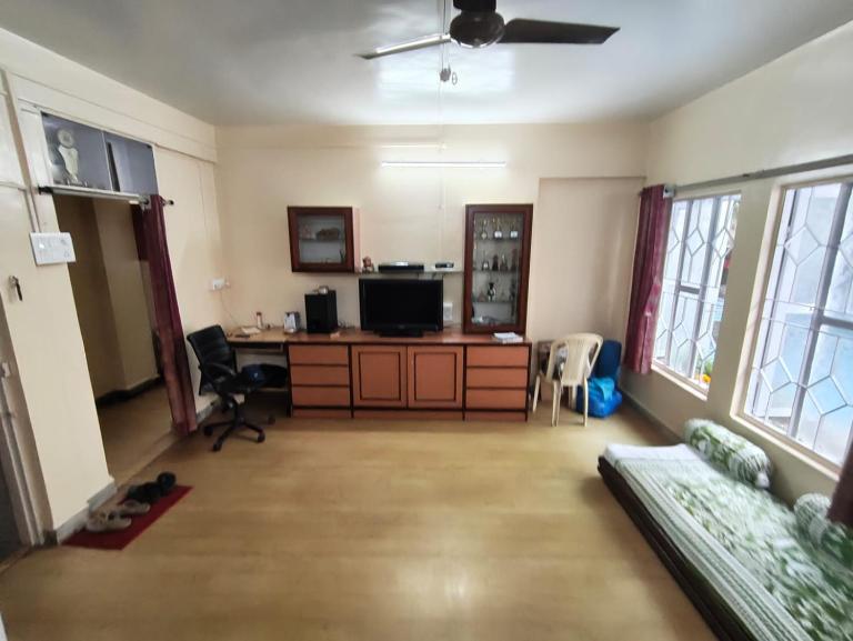 Veenus Residency - Chinchwad - Chambres d'hôtes Chinchvad