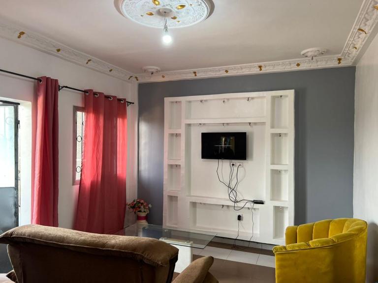 Janamaev - B&B Yaoundé