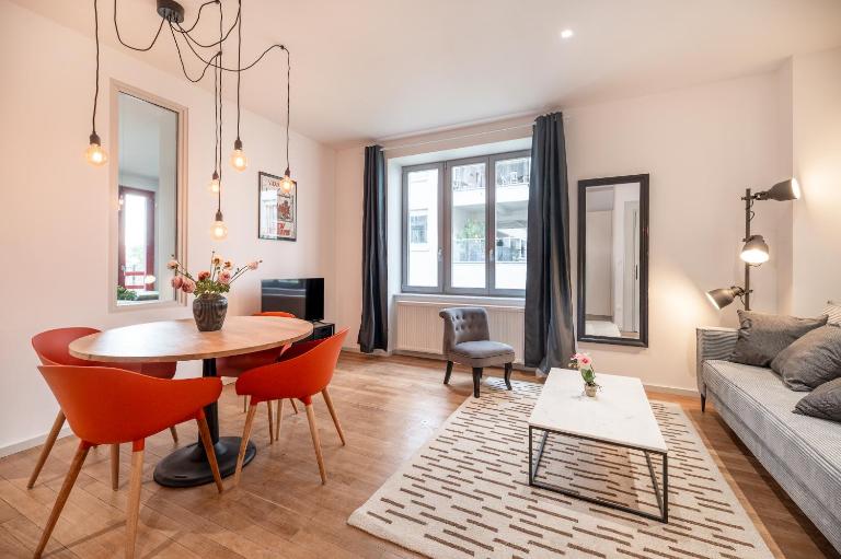 Chez Nina - Neuf - Haut de Gamme - Tram - Proche centre-ville - Tout confort - Chambres d'hôtes Strasbourg