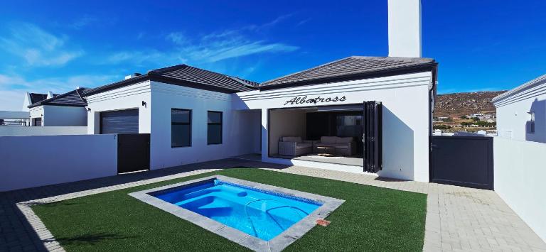 Albatross Holiday Home - B&B Stompneusbaai
