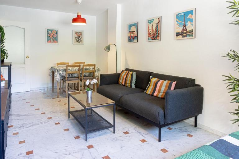 The Totalan Retreat - Bed and Breakfast Cala del Moral