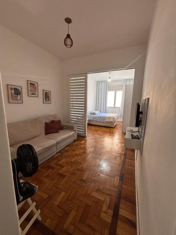 Apartamento ótima localização em COPACABANA - Bed and Breakfast Rio de Janeiro
