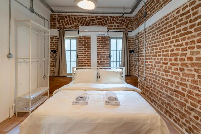 Historic Izmir Home in Old Town Heart - Chambres d'hôtes Çankaya