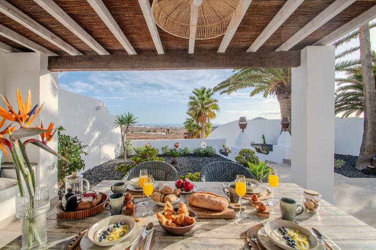 Villa Katya by Villalize - Bed and Breakfast Teguise