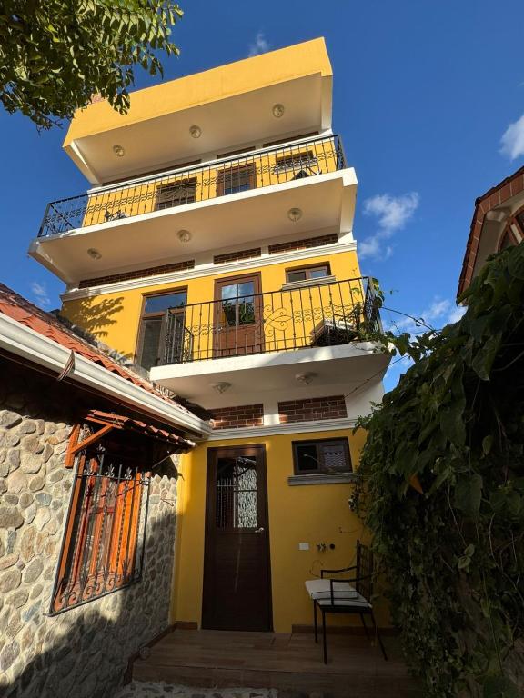 Apartamentos Casa Marco Polo - Ferienwohnung Panajachel