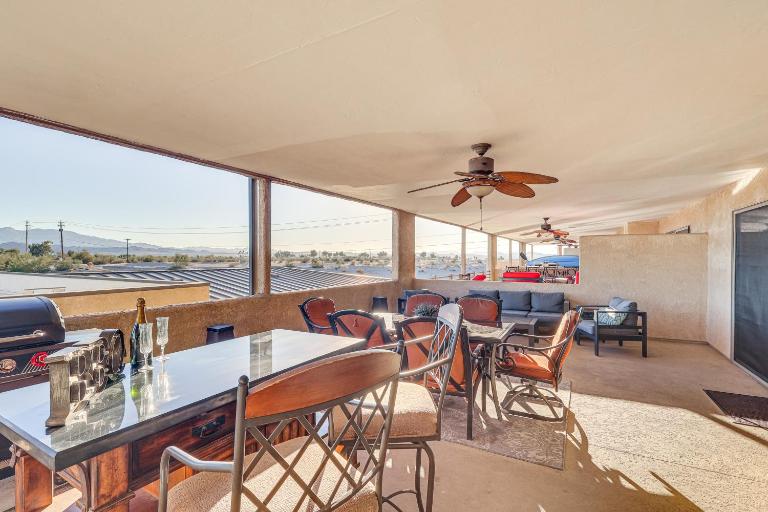 Walkable Waterfront Oasis w/ London Bridge Views! - B&B Lake Havasu City