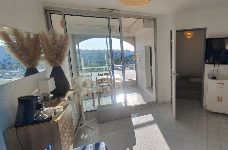 Carnon plage Agréable F2 loggia vue port parking - B&B Carnon-Plage