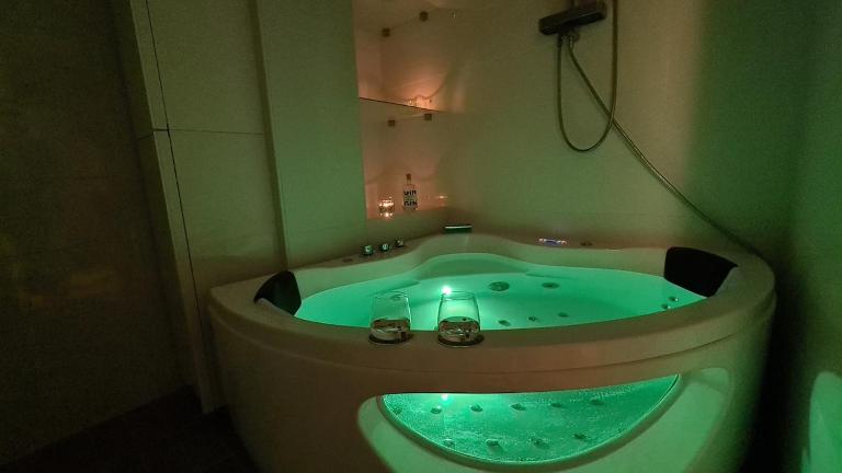 Arctic Aura Apartment with jacuzzi - B&B Rovaniemi
