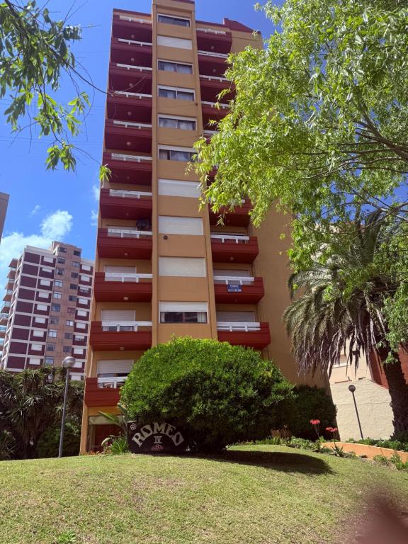 Edificio Romeo IV - Chambres d'hôtes Villa Gesell