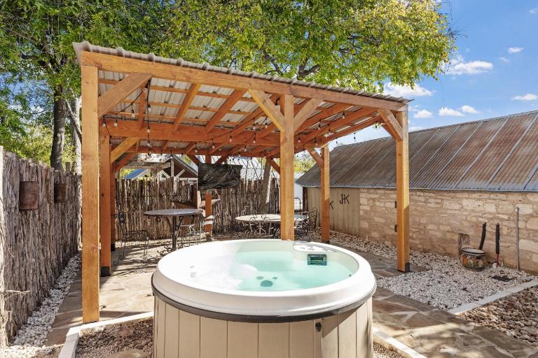Calmbach Cottage - B&B Fredericksburg