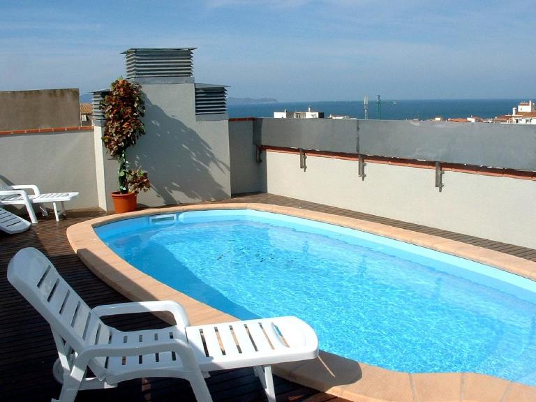 Mestral 2-2 - B&B l'Escala