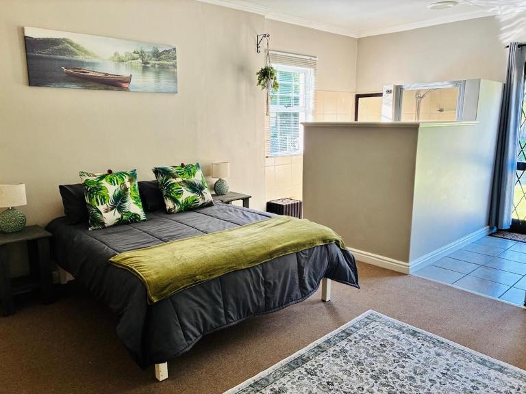 Little Oasis - Palm Room - B&B Port Elizabeth