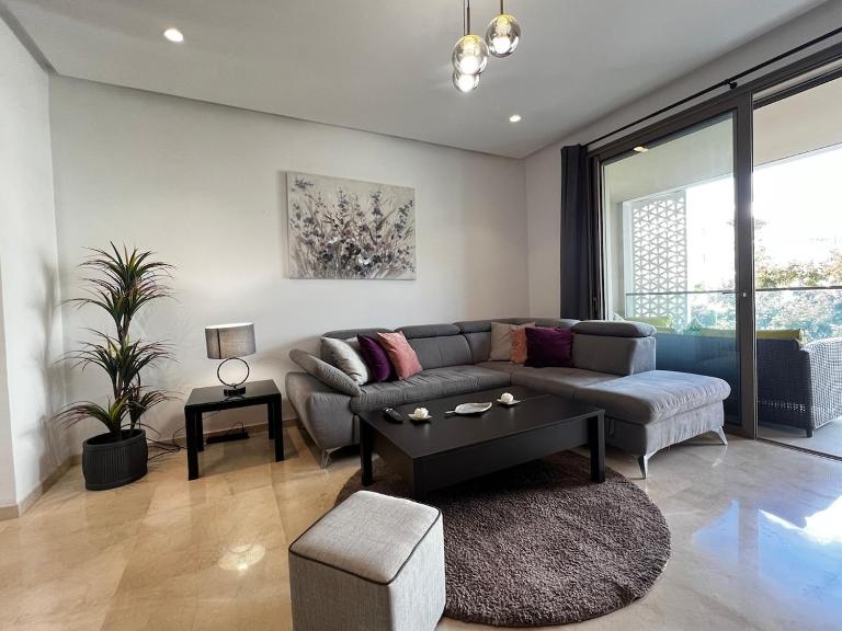 Modern 1BR Orangeraie - Terrace & Pool - B&B Rabat