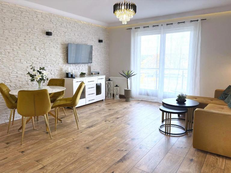 Apartamenty Bryza - Osiedle Debina - Centrum - Parking - B&B Świnoujście