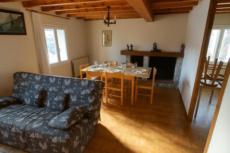 Grand F4 familial à Formiguères - B&B Formiguères