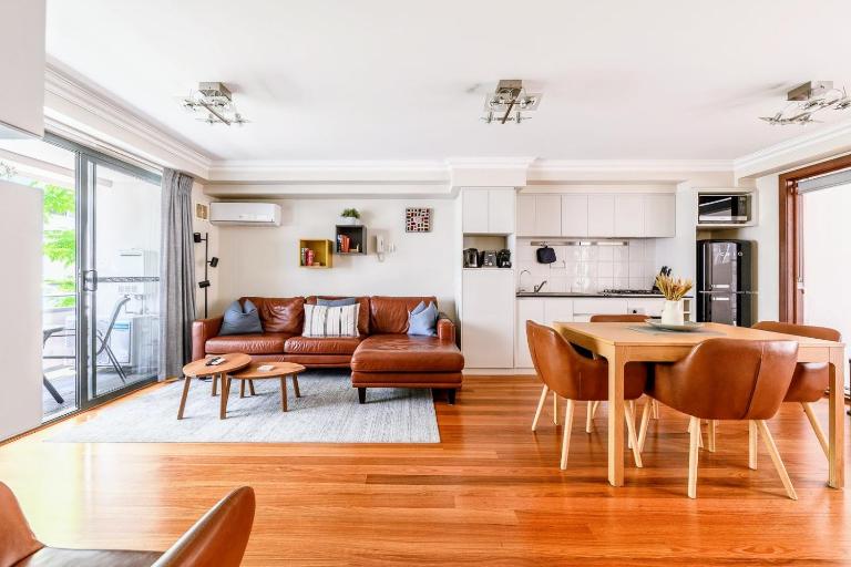 2 Royal Rest Quality 2BR West Perth-parking - Chambres d'hôtes Perth