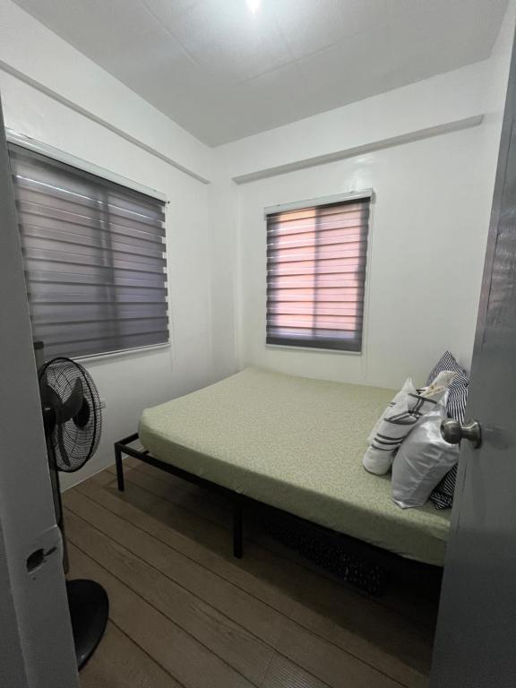 SAN JOSE DEL MONTE BULACAN GUMAOK West,Delgados Place UNIT 2 - Bed and Breakfast Mangangpico