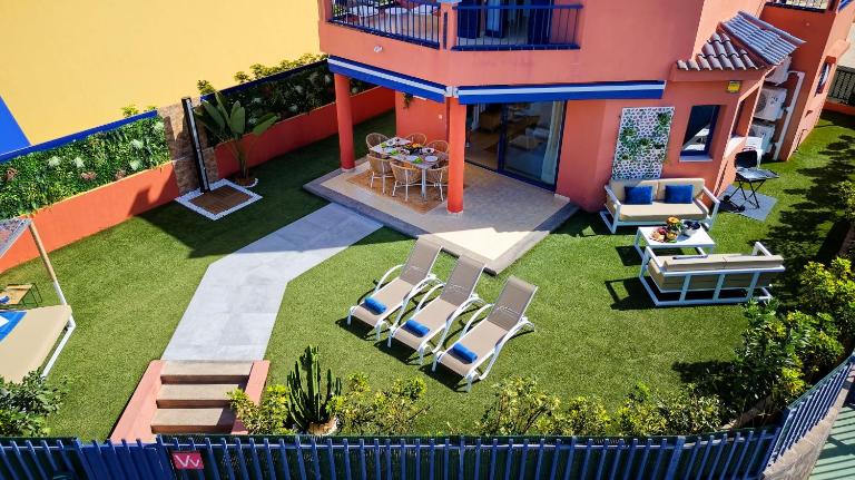 Meloneras beach detached house with BBQ and garden - Chambres d'hôtes San Bartolomé de Tirajana