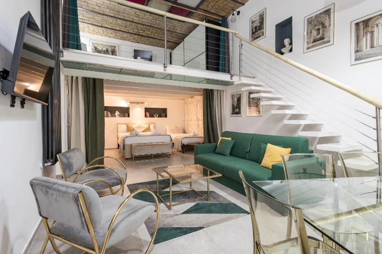 DrsRome - Colosseum Loft - Ferienwohnung Rom