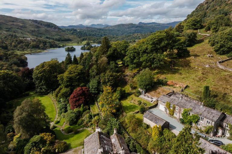 2 Hart Head Barn, Renovated Barn, Ambleside - Bed and Breakfast Rydal
