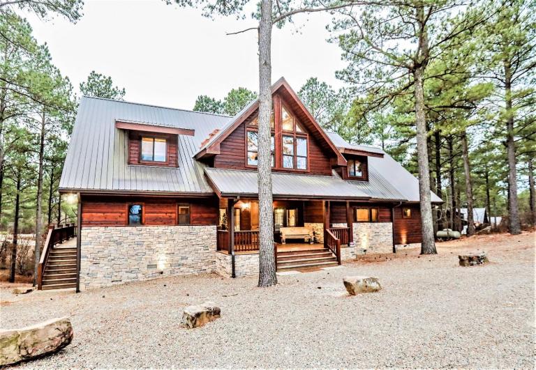 Grand Getaway - B&B Broken Bow