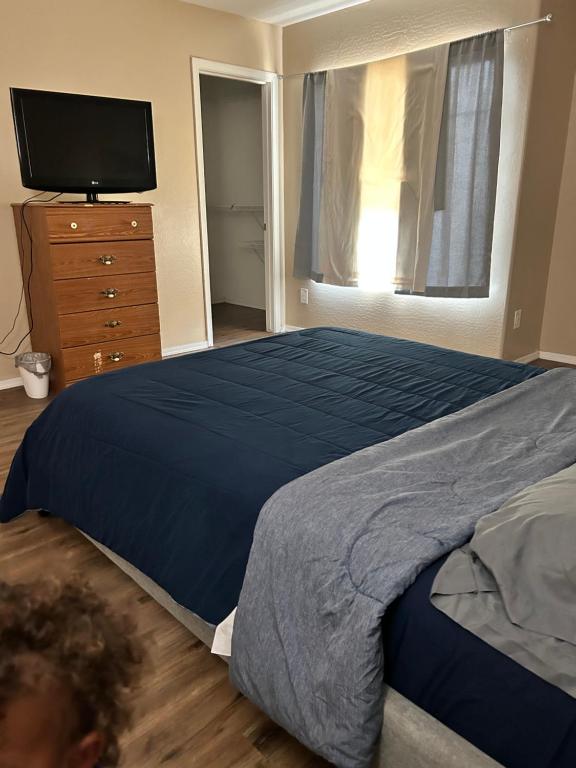 West Phoenix Value Room 3 Bennet - B&B Phoenix