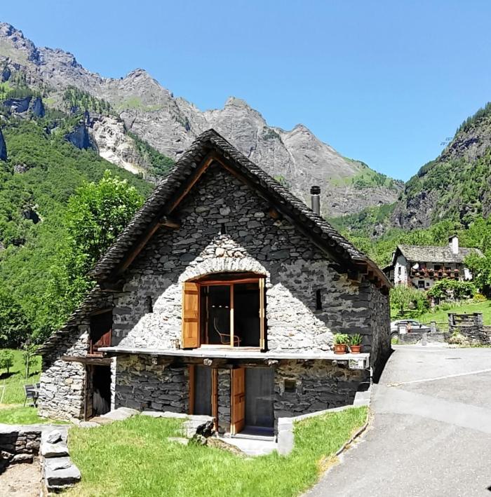 Rustico La Stalla di Adele - B&B Cevio