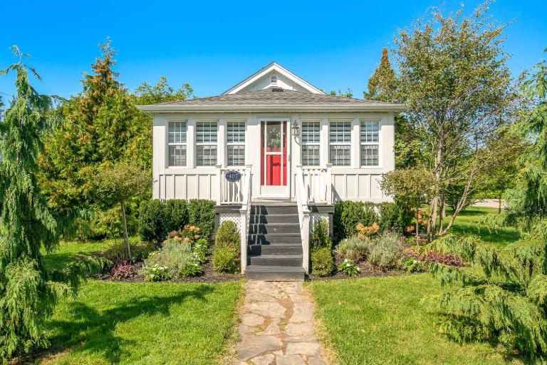 Walk to Old Town | Cottage 3 ppl Top 10% | Parking - B&B Niagara-on-the-Lake