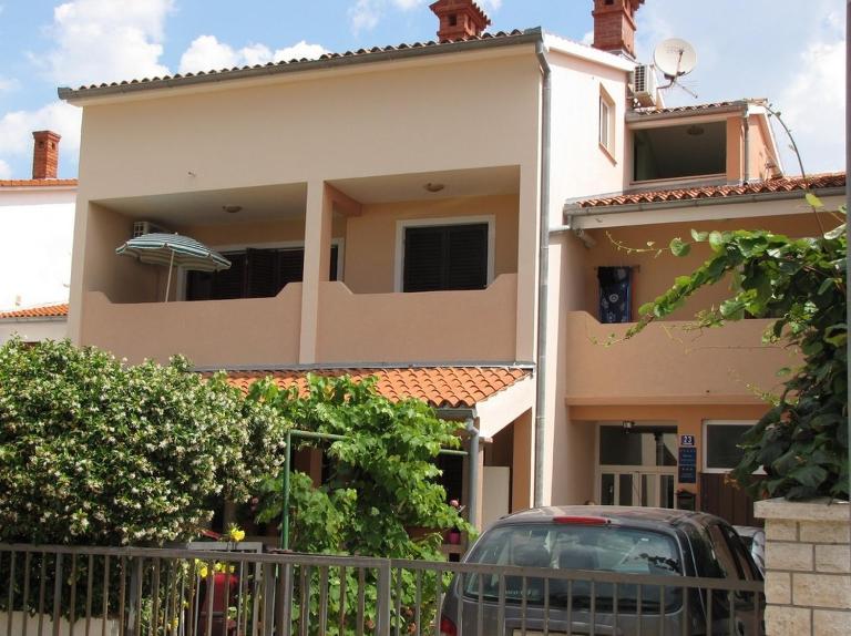 Apartments with parking space Valbandon, Fazana - 7355 - Ferienwohnung Fazana