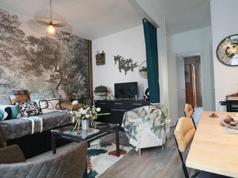 Appartement 3* pour 6 pers, calme, proche thermes - FR-1-858-30 - B&B La Bourboule