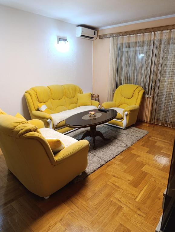 Stan na dan Ilicka - Bed and Breakfast Brčko