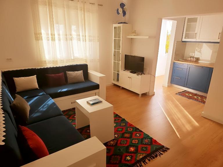 Marina's apartment - B&B Tirana
