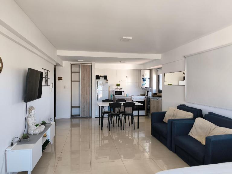 Cochera gratis, luminoso y vista abierta - B&B Mar del Plata