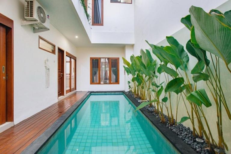 Nice Villa In Seminyak #YoNa - Chambres d'hôtes Seminyak