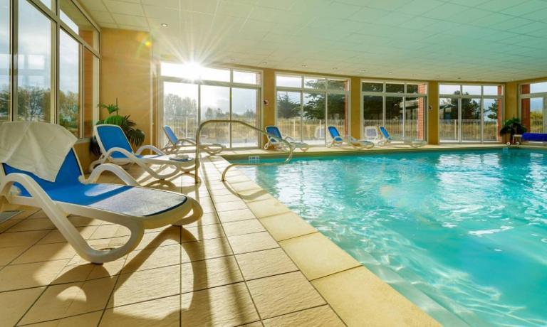 110 - Appartement duplex 6 personnes vue sur Golf. - Bed and Breakfast Fréhel