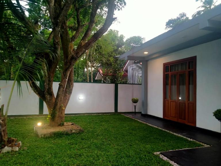 Vienna Villa - B&B Kalutara North