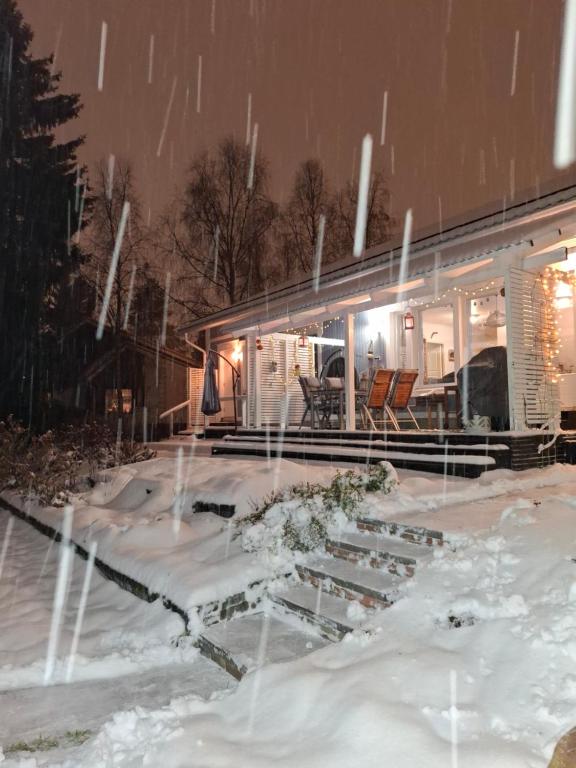 Northern Lights home for families - close to the Arctic Circle - B&B Rovaniemi
