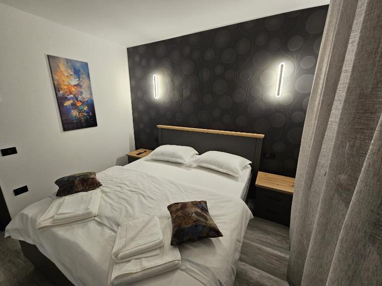 Chic Apartment - B&B Braşov