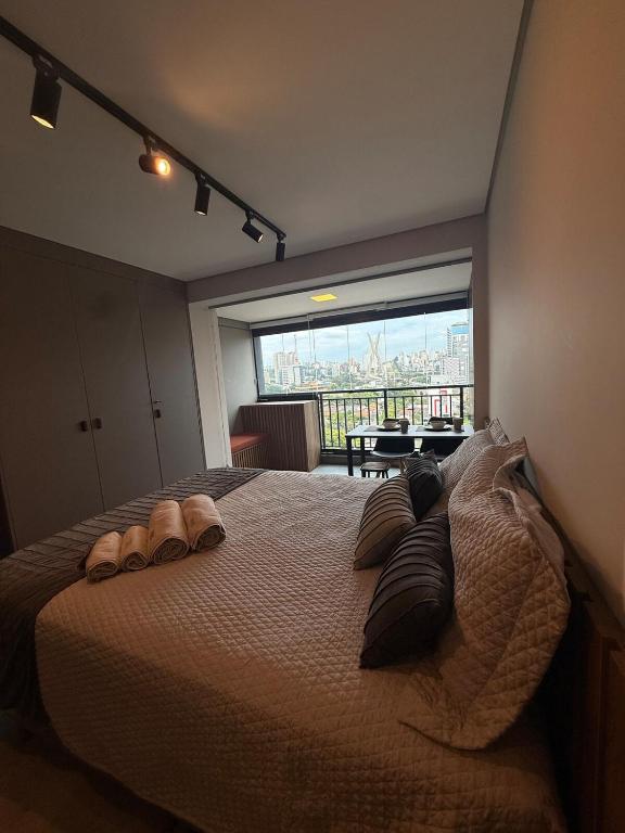 04 Estúdio Moderno com Vista de Cartão Postal - B&B São Paulo