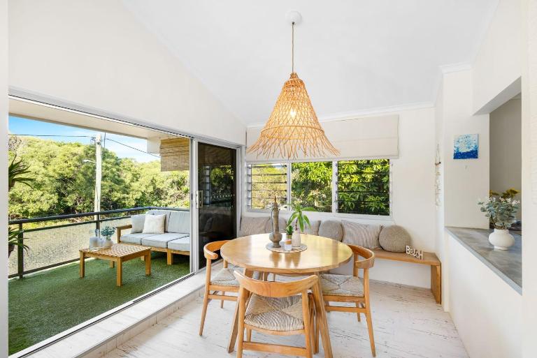 Hidden Gem on Jubilee - Where the Ocean Whispers - Bed and Breakfast Eurombah