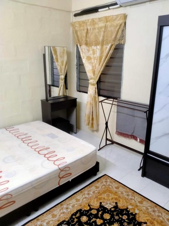 D Baity Homestay Gemas-MALAY ONLY - B&B Gemas