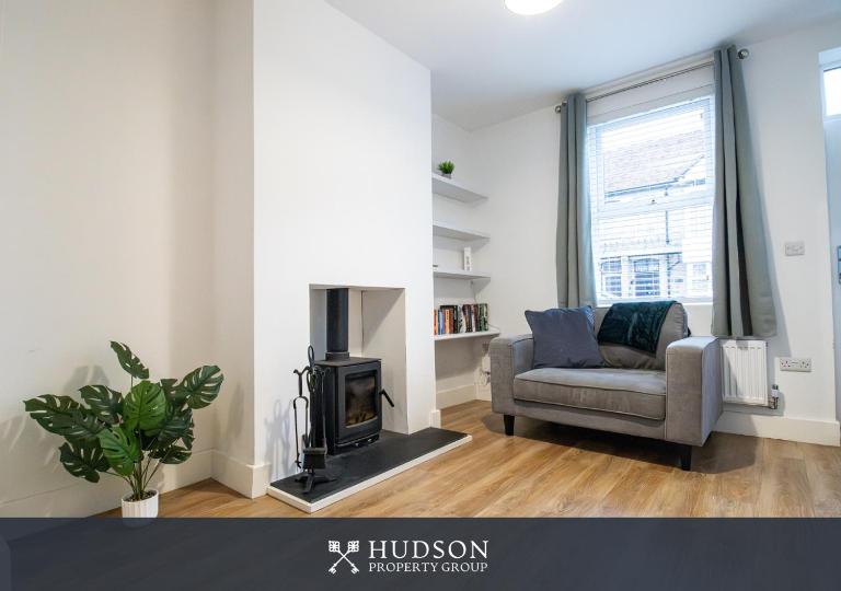 Central Oswestry 2 Bedroom House - Ferienwohnung Oswestry