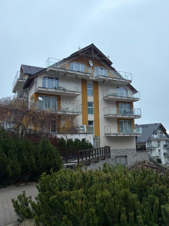 RESTO Apartament - Czarna Góra STUBAI - B&B Sienna
