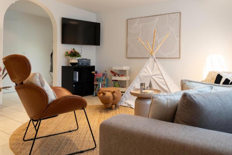 Comfort Stay zwischen Luzern & Zürich, Family, Friends & Hund - B&B Schafisheim