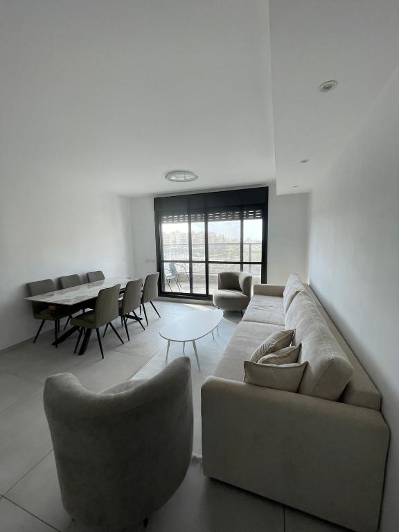 Neveh Shamir Staycation - B&B Bet Shemesh