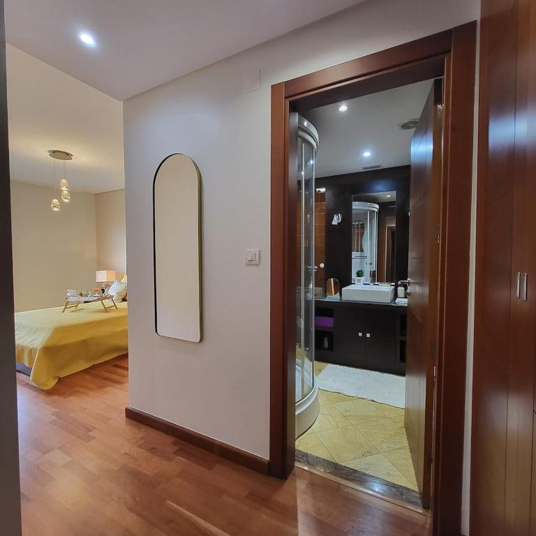 Spacious 2BR near Odivelas Metro with Balcony - B&B Odivelas